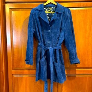 Royal blue suede coat fully lined in size XL. Dennis Basso.